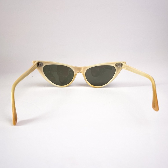 Vintage Cat Eye Sunglasses 1950s main image 4